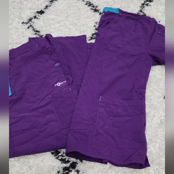 Carhartt Other - Carhartt scrubs